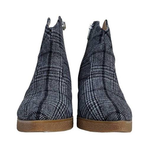 Jessica Simpson  Womens 7.5 Crais Black White Plaid Wedge Bootie NEW