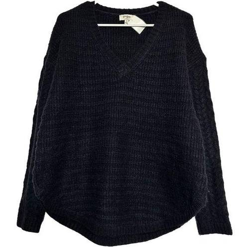 Umgee  Sweater Knitted Pullover Drop Shoulder Long Sleeve V-Neck Black Small