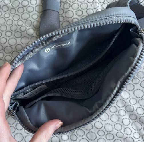 Lululemon Everywhere Belt Bag