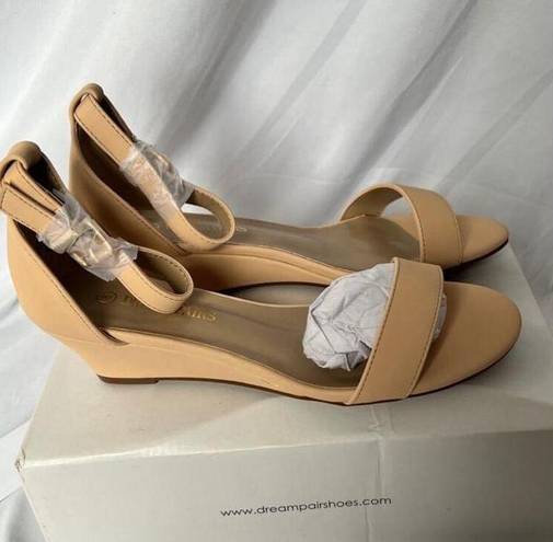 Dream Paris Women's Dream Pairs Ingrid Tan Wedges Size 8