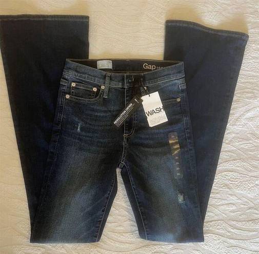 Gap  Flare Jeans Women's Size 2 Blue Mid Wash Distressed 5-Pocket Zip Closure