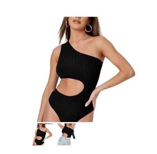 Missguided  black cut out bodysuit size Large