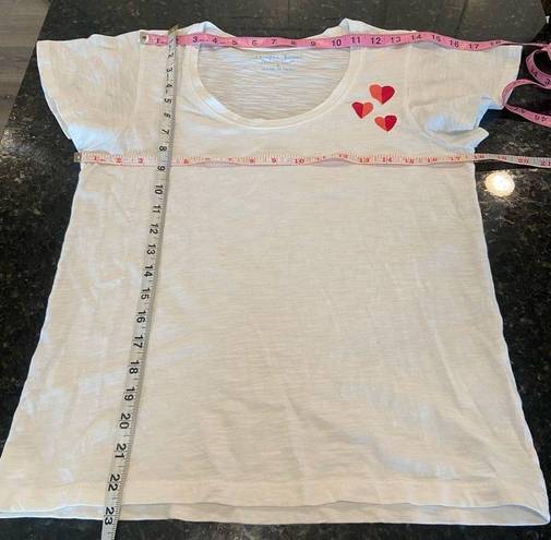 Draper James  Heart Design Valentines Day Tee Shirt Size Small 100% Cotton