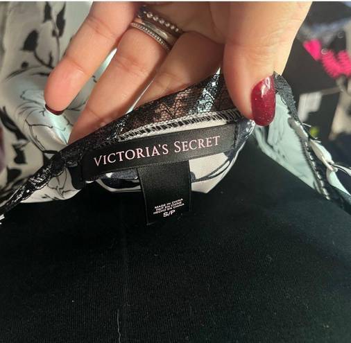 Victoria's Secret Slip