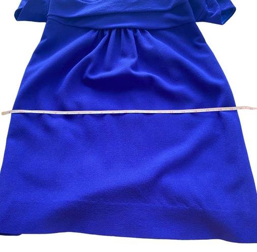 Carolina Herrera  Women's Blue V Neck Short Sleeve Draped Waist Wool Dress Sz 6