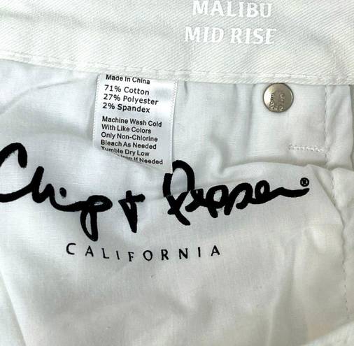 Chip & Pepper White Malibu Mid-rise Denim Shorts Size 27