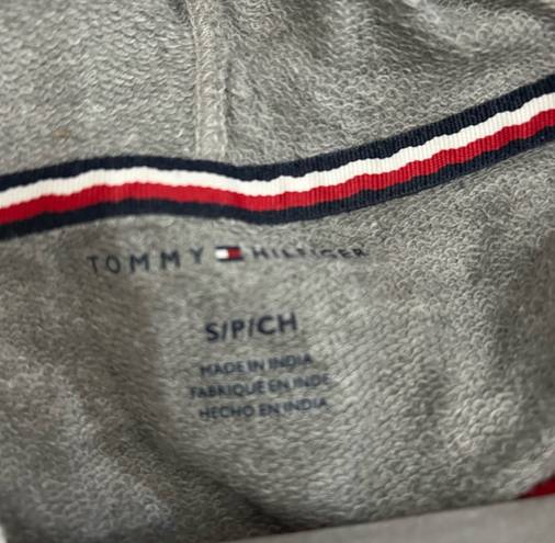 Tommy Hilfiger Urban Outfitters  Cropped Sweatshirt