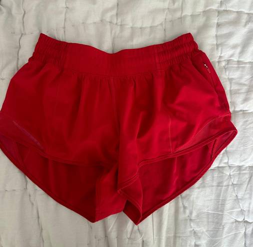 Lululemon Hotty Hot Short 2.5”