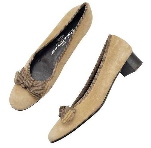 Salvatore Ferragamo  Boutique Italy Tan Suede Flat Block Heel Loafer Size 8 AA