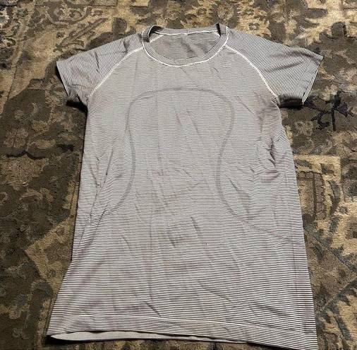 Lululemon  swiftly tech shirt size 10