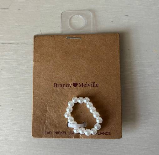 Brandy Melville NWT  PEARL RING stretch