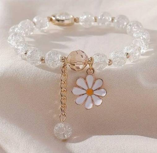 Daisy Gorgeous Cracked Glass Beaded  Pendant Bracelet