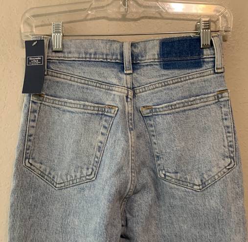 Abercrombie & Fitch 90s Straight Ultra High Rise Crossover Jeans