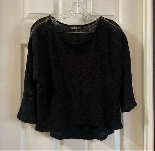 Absolutely Famous  Black 3/4 Sleeve Knit Blouse S