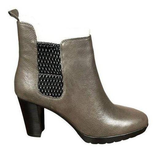 Bella Vita  Womens US 9.5 Zana Heeled Ankle Boot Gray Black Platform BRAND NEW