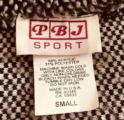 PBJ SPORT Vintage 90’s Black Gray Plush Zip Up Fleece Jacket Alpine Trees SMALL