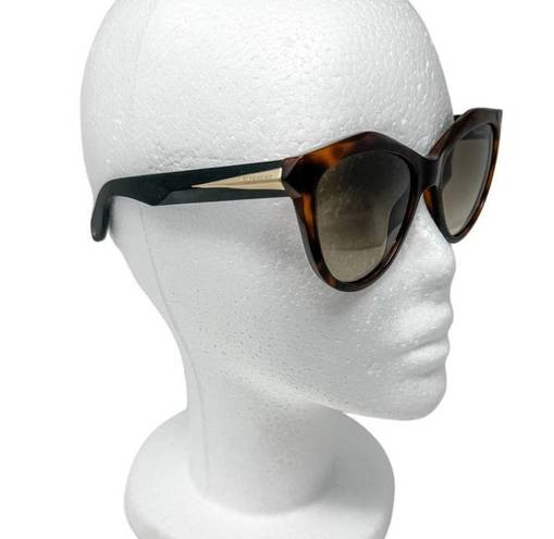 Givenchy  Cat Eye Oversized Sculptural Tortoise Sunglasses GV 7009/S w/ case