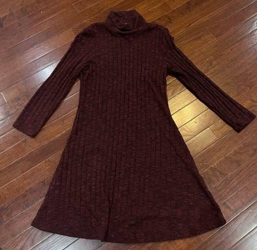 American Eagle  wine long sleeve keyhole back ribbed sweater dress size medium