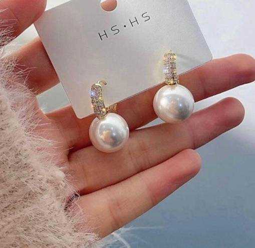 Elegant White Pearl Drop Dangle Hoop Earrings for Women Gold