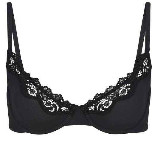 SKIMS Lace Bra Underwire Scoop Size 32D Onyx Black NWT