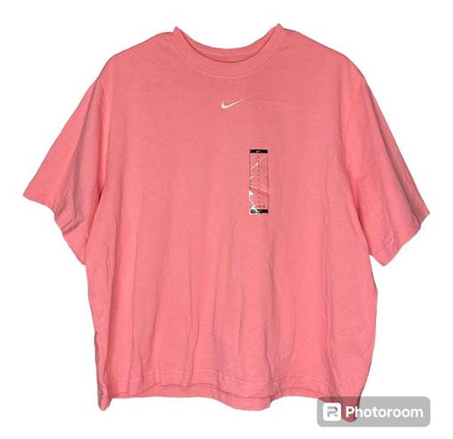 Nike Cropped Tee