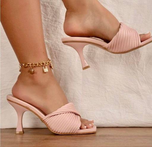 Light pink Minimalist Twist Heeled Mule Sandals Size 9