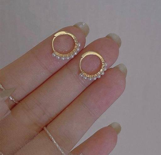 18K Gold Plated White Pearl Gold Hoop Earrings for Women