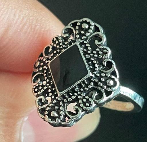 Onyx stone woman ring size 6.5