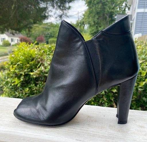 Stuart Weitzman  Peep Toe Black Leather Heeled Booties Size 7.5