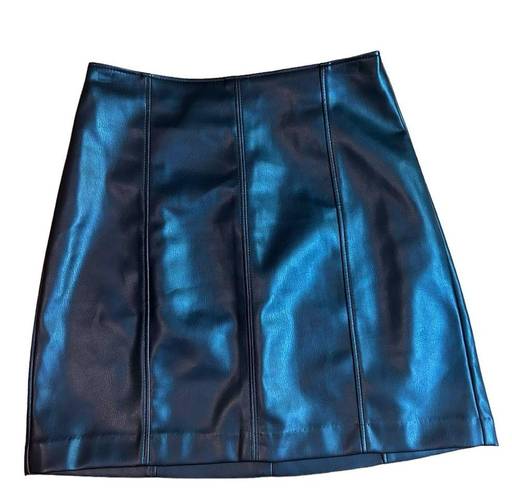 Abercrombie & Fitch  Vegan Leather Mini Skirt Black Size XSmall
