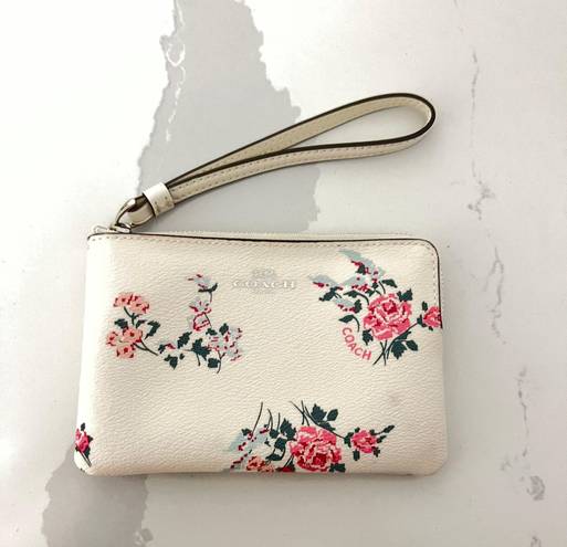 Coach Corner Zip Wristlet Floral