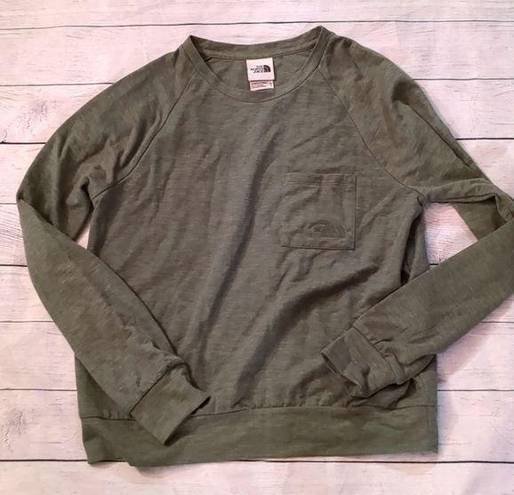 The North Face  ping sleeve green top size medium