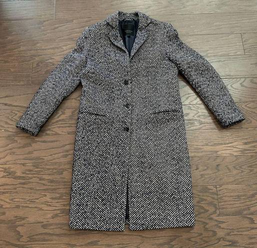 Gianni Feraud Wool Coat Designed in Italy Navy Herringbone Wool Blend Size 8