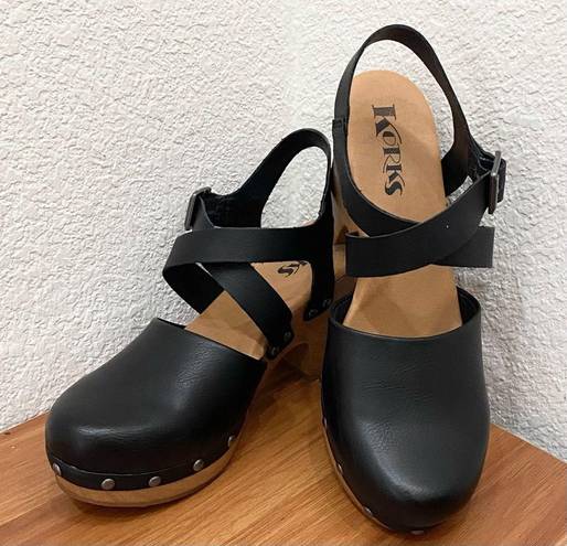 Kork-Ease KORKS Abloom Black Studded Clogs Platform Sandals Size 8M