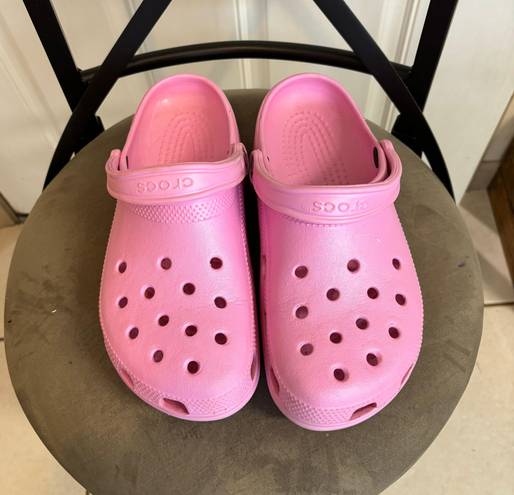 Crocs M8,W10 Pink  Classic Clogs