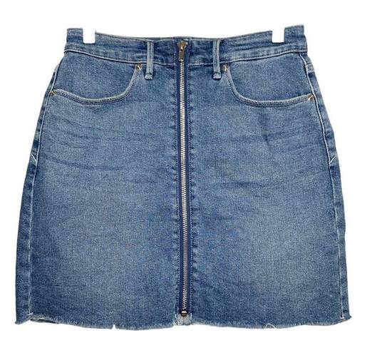 Good American  Mini Denim Skirt Exposed Zipper Cut Off Raw Hem Medium Wash 6/28