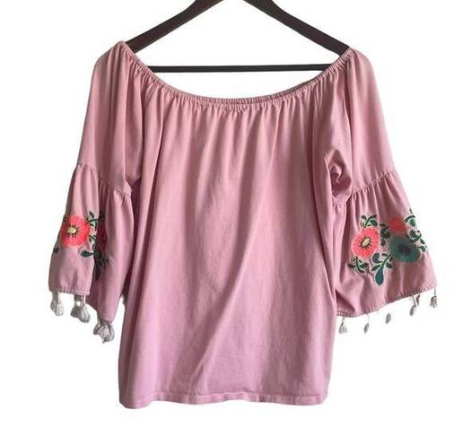 Umgee  WomenTop Crew Boat Neck 3/4 Tassel Embroiled Flower Bell Sleeve Boho Pink