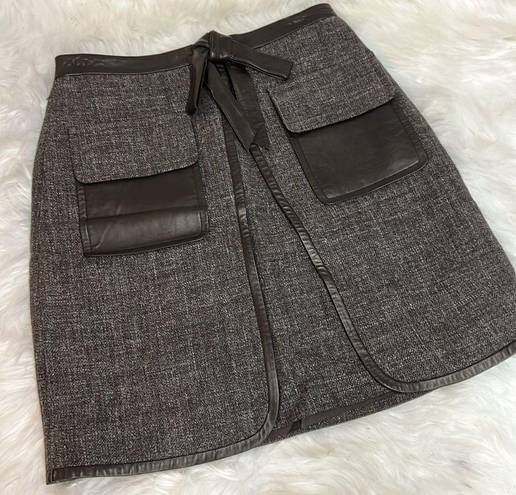 Robert Rodriguez  Wool & Leather Skirt Size 6 C17