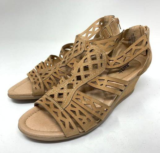 Petal Earth Women's Sz 9.5  Back Zip Wedge Heeled Sandals Laser Cut Leather Brown