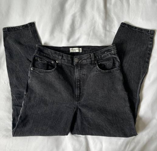 Abercrombie & Fitch Mom Jeans Black Size 30