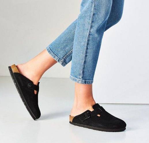 Birkenstock ✨  Black Boston Soft Footbed Suede Slip On Loafers