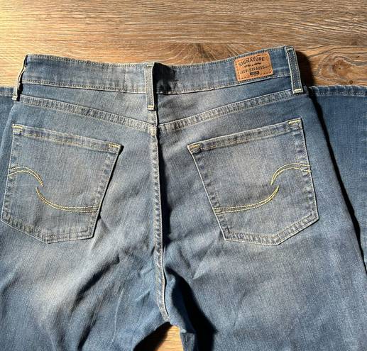 Levi Strauss & CO. Bootcut Jeans