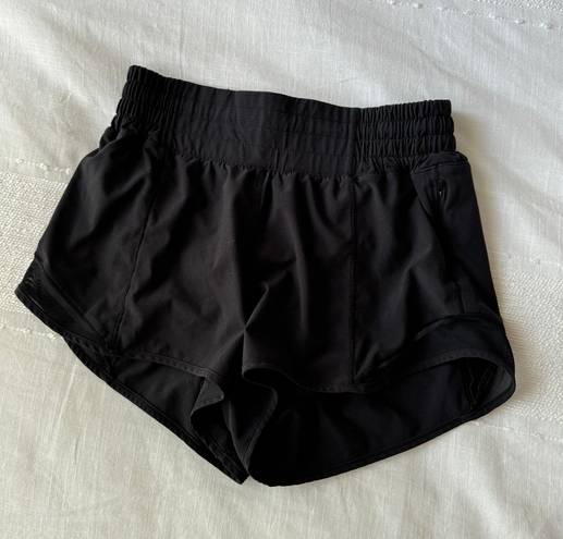 Lululemon Hotty Hot Short High-Rise 2.5”