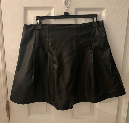 &merci Black Pleather Skirt