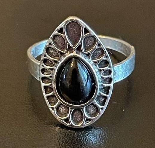 Onyx Vintage black  stone silver plated ring size 6.5