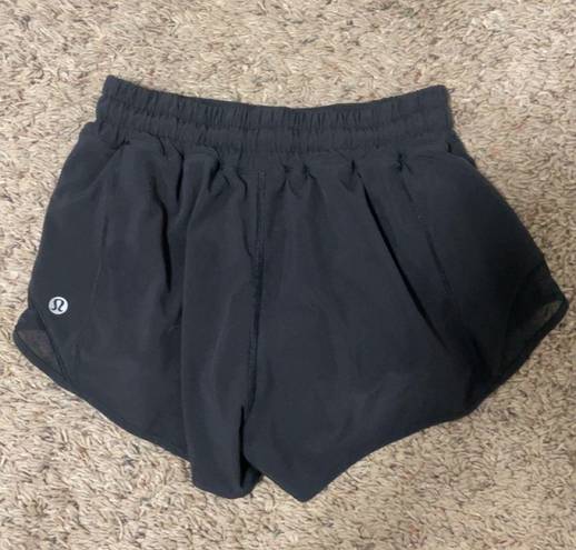 Lululemon Hotty Hot Short 2.5”