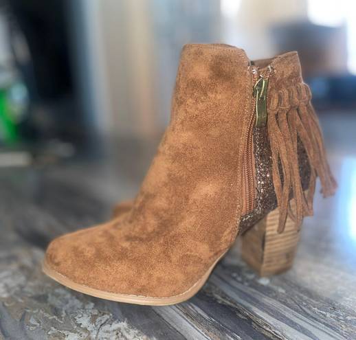 Very G Boutique Fringe Zipper Ankle Bootie