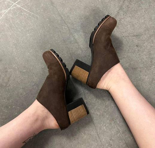 Sorel  Brown Addington Mules Slip On Clogs