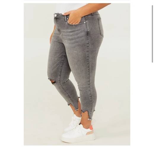 Altar'd State Grey Ripped Crop Jeans 