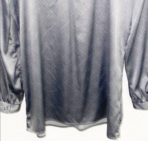 Krass&co NY& Silver Square Neck Silky Patterned Blouse